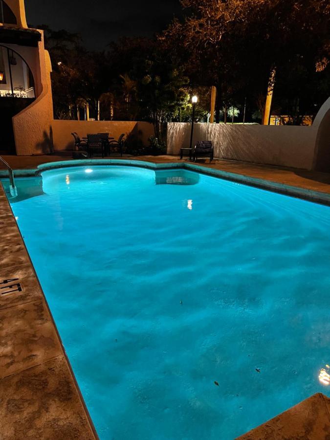 At St Place Unit F, Luxury, Pet Friendly Villa